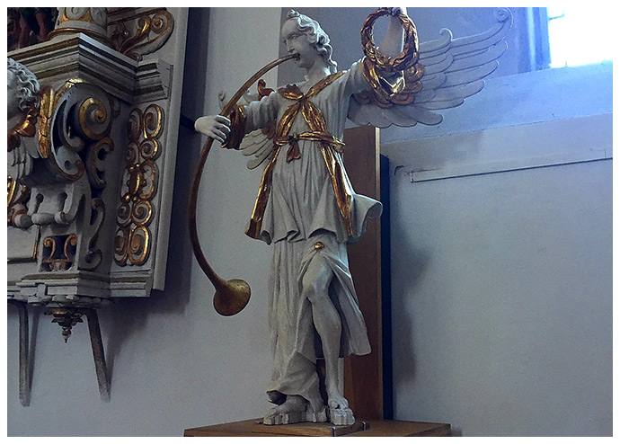 Verk�ndigungsengel vom M�ttig Epitaph restauriert